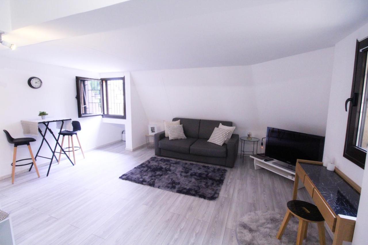 בוסוליי Large Studio Close To Monaco, Bnb Ric' Keys מראה חיצוני תמונה